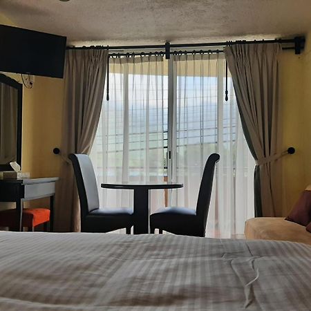Hotel Real Del Valle Tepoztlan Bagian luar foto