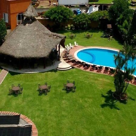 Hotel Real Del Valle Tepoztlan Bagian luar foto